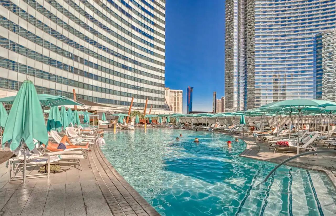 Gorgeous Suite Vdara 22Nd Flr - Pool View - Free Valet Лас Вегас Екстериор снимка